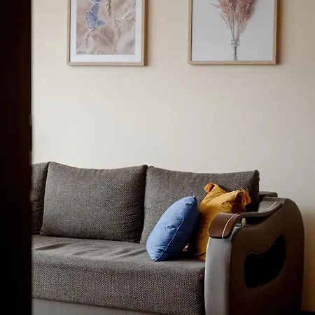 Apartament We Wroclawiu Z Dwiema Sypialniami, Wanna I Biurkiem Do Pracy Zdalnej By Renters Lägenhet